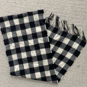 Jcrew 100% cashmere checkered tasseled scarf